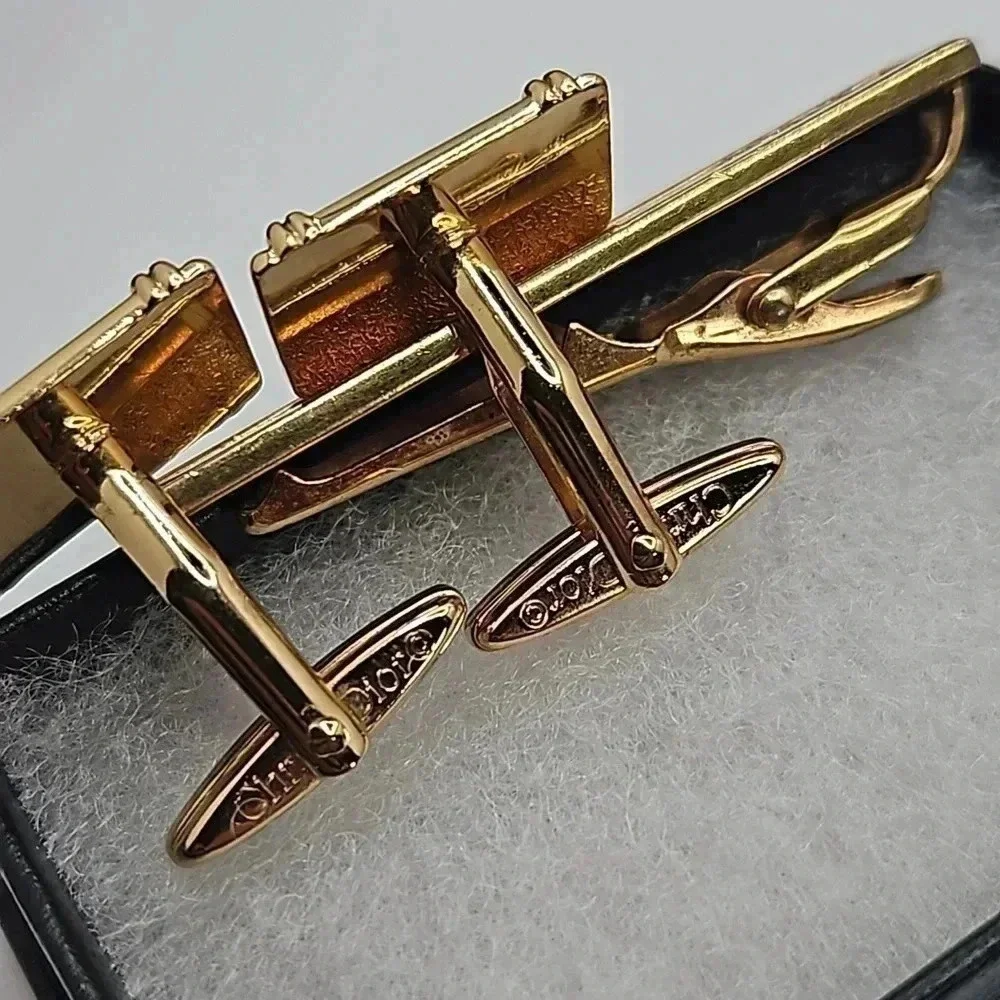 Christian Dior CD Logo Bullet Back Gold Tone Cufflinks with Tie Bar